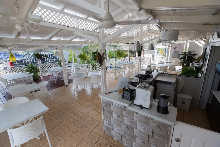 VENTA RESTAURANTE EN PUNTA CHAME - Imagen 6