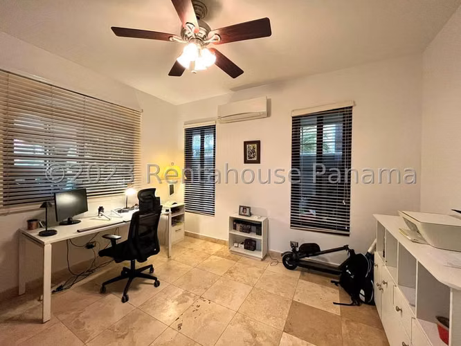 Casa en venta de 421m2 en PH El Doral Costa Sur - Imagen 2