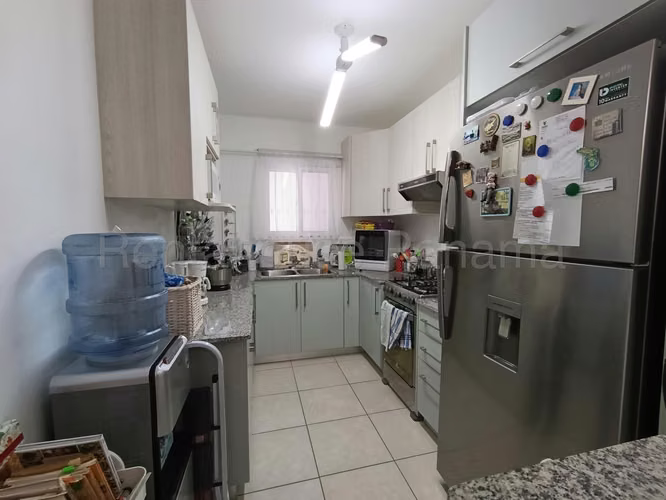 Venta de Casa en Vista Alegre playa dorada EC - Imagen 4