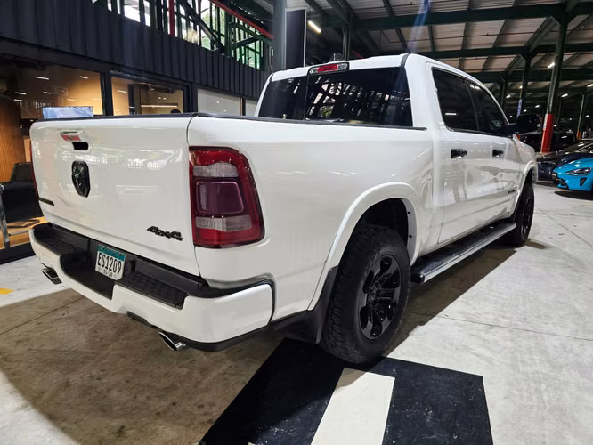 Dodge Ram 1500 Laramie 2021 - Imagen 4