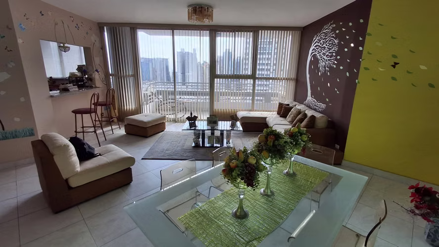 Luxor. 147mts 3r 2.5b cbs amoblado $265,000.00neg