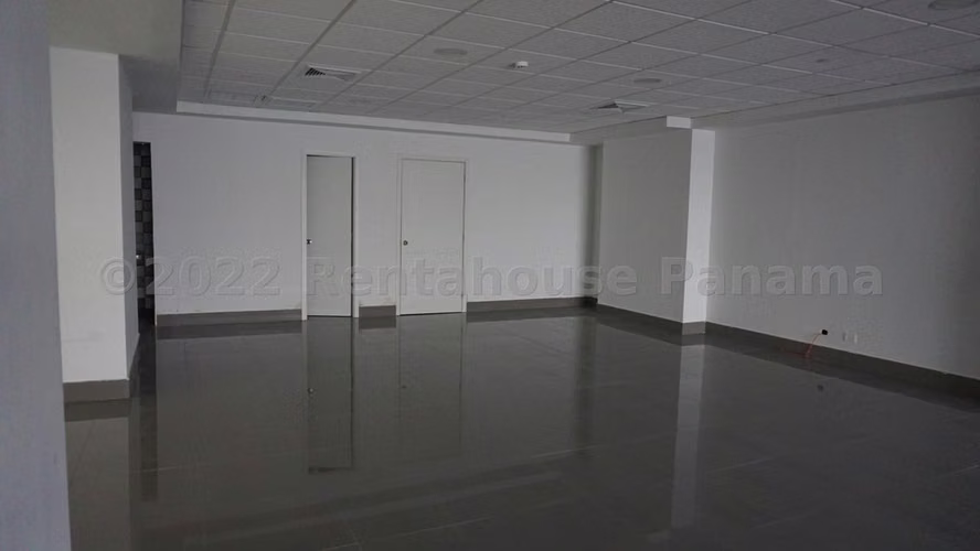 Oficina de 103m2 en alquiler en Evolution Tower Calle 50