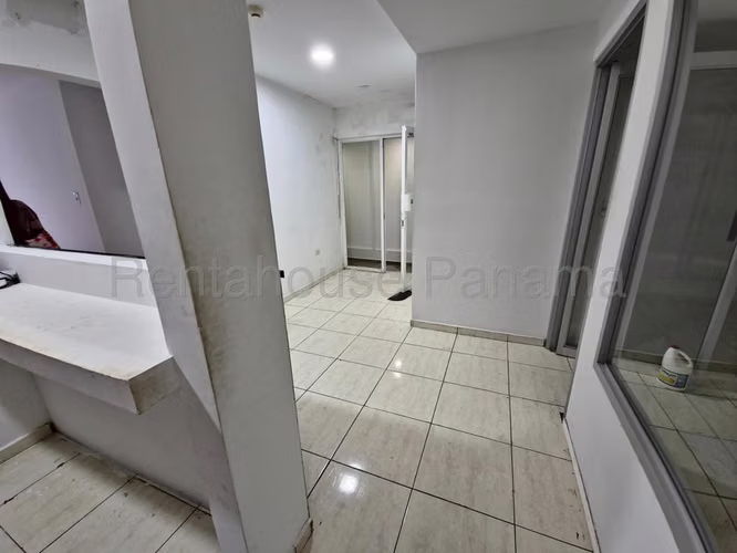 Alquiler de oficina en Vía Porras - Imagen 12