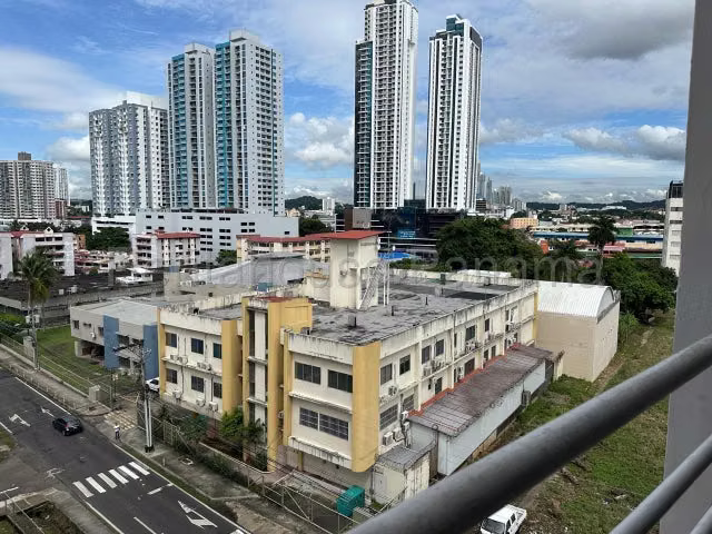 Alquilo apartamento amoblado con balcón en Carrasquilla - Imagen 14