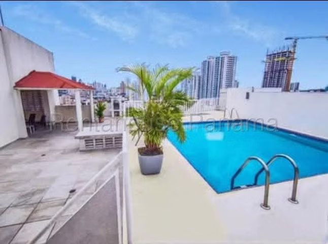 Alquilo apartamento amoblado con balcón en Carrasquilla - Imagen 3