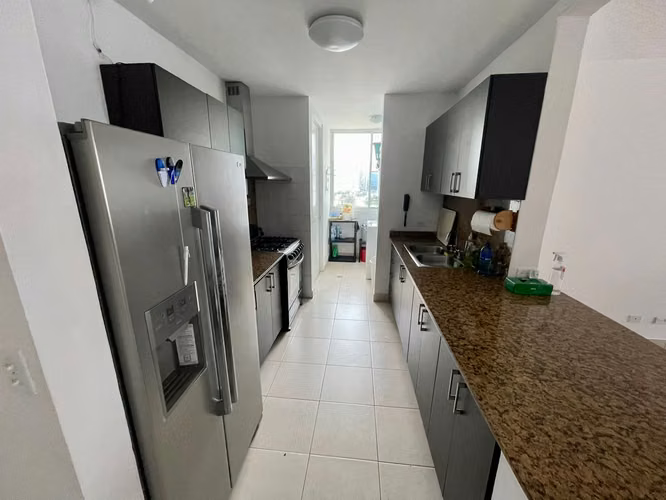Apartamento en Venta cerca de Parque Omar – 100 m² - 2 Rec + CBE - Imagen 4