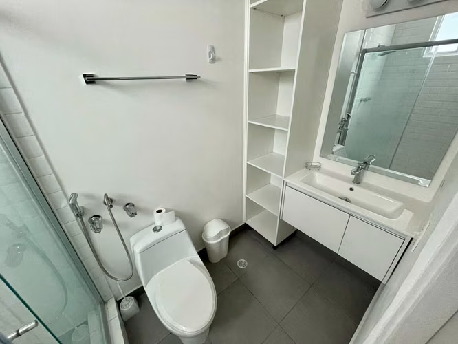 Apartamento en Venta cerca de Parque Omar – 100 m² - 2 Rec + CBE - Imagen 9
