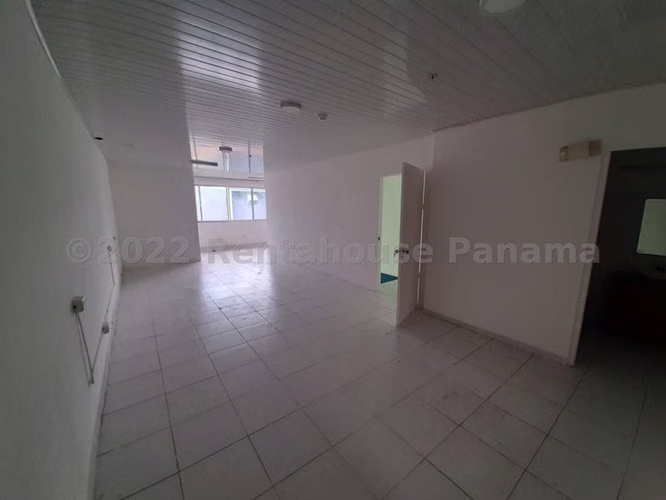 Alquiler de galera de 403 m2 Tocumen Office - Imagen 11