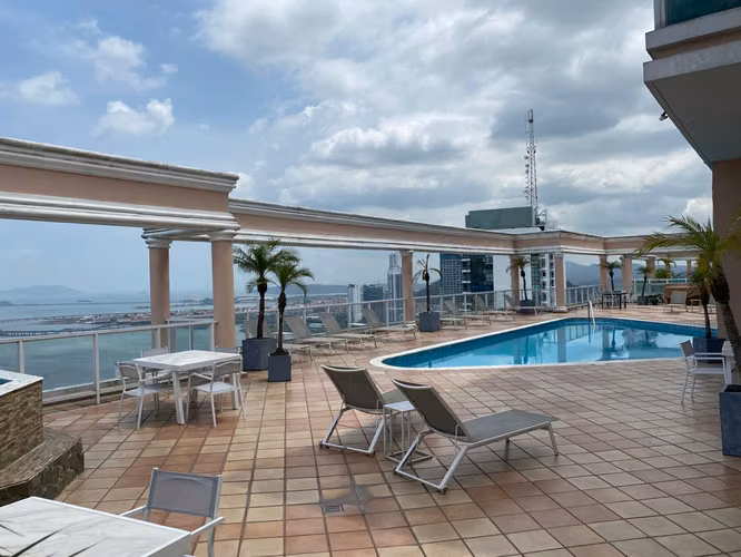 FOR RENT ave balboa 1 r vista   mar lateral - Imagen 11