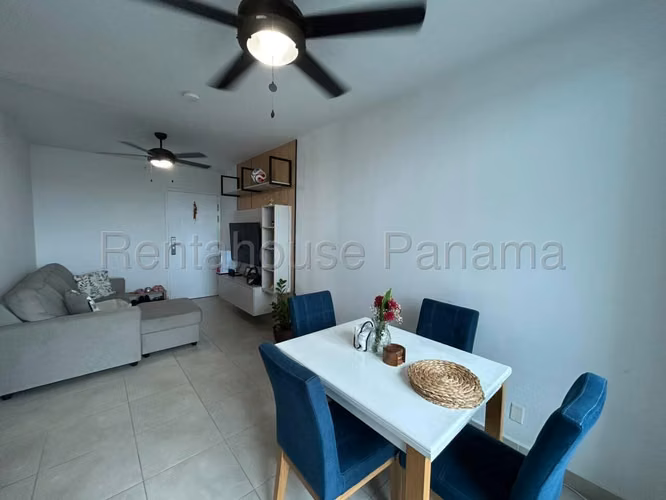 Alquiler de Apartamento en Via España Ph Alai KF