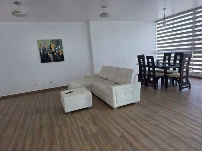 VENTA DE APARTAMENTO HERMOSO EN BELLA VISTA - Imagen 12
