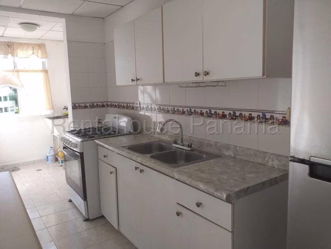Venta de Apartamento en Altos de Santa Maria Ph CORAL HILL KF