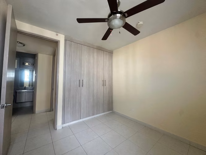 SE VENDE APARTAMENTO EN PH TORRES DE VERSALLES II - Imagen 8