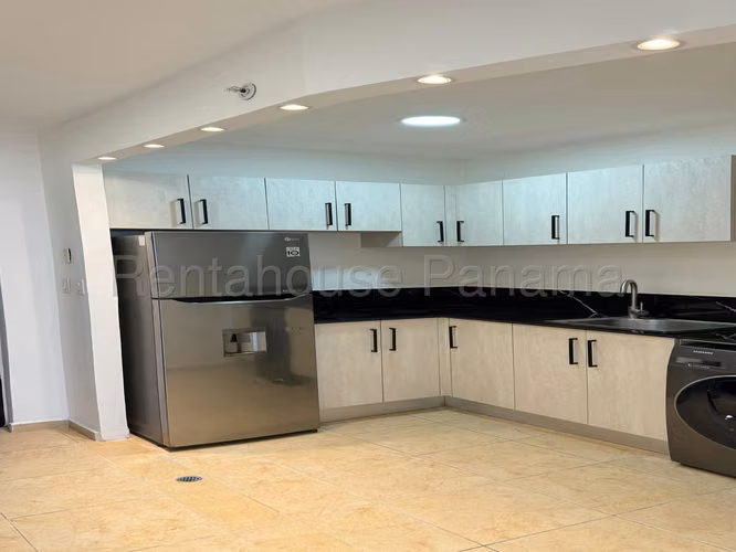 Venta de Apartamento en Avenida Balboa Ph Bay View KF