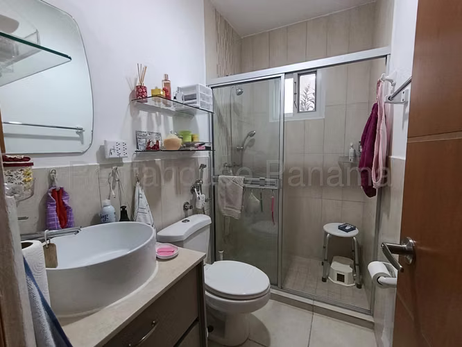 Venta de Casa en Vista Alegre playa dorada KF - Imagen 7