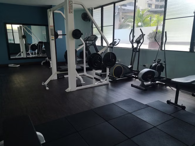 ALQUILO APARTAMENTO EN OBARRIO, 2 RECAMARAS, LINEA BLANCA, 120M2. - Imagen 16