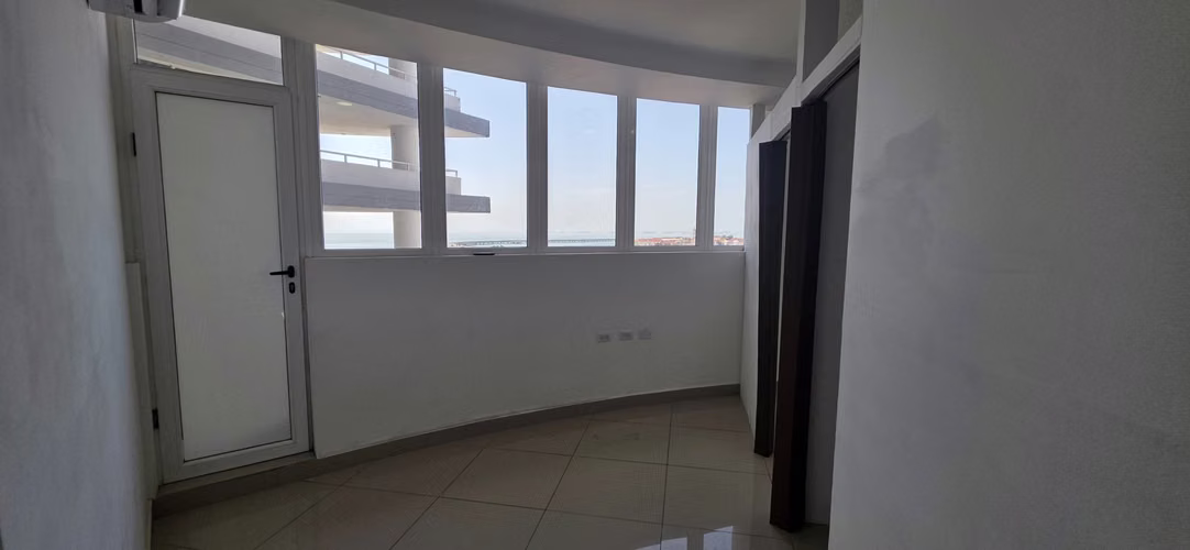 Venta o alquiler de oficina en Bay View - Avenida Balboa - Imagen 3
