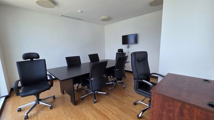 Venta o alquiler de oficina amoblada en Office One, Obarrio