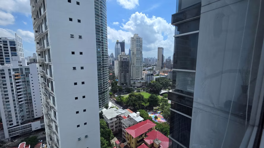 Venta de apartamento amoblado en Colores de Bella Vista - Imagen 3