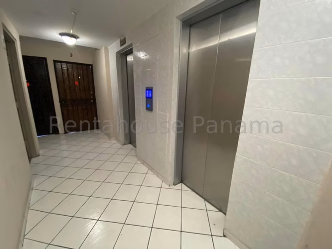 Vendo Apartamento de 136 m² en PH Park View II, El Dorado 27-1249GG - Imagen 2