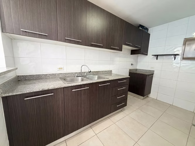 Venta de apartamento en PH Belview Towers, Edison Park - Imagen 2