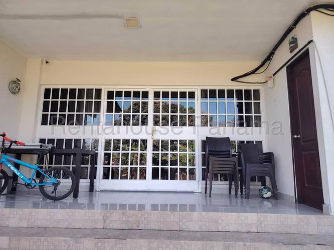 Vendo Casa de 178 m² en Santiago, Veraguas 27-172GG
