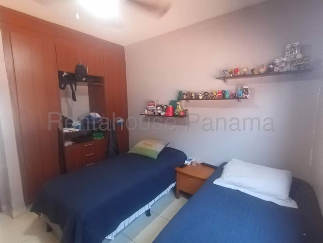 ¡Espectacular Casa de Estilo Colonial Moderno en Venta en Costa Sur!  | GC - Imagen 14