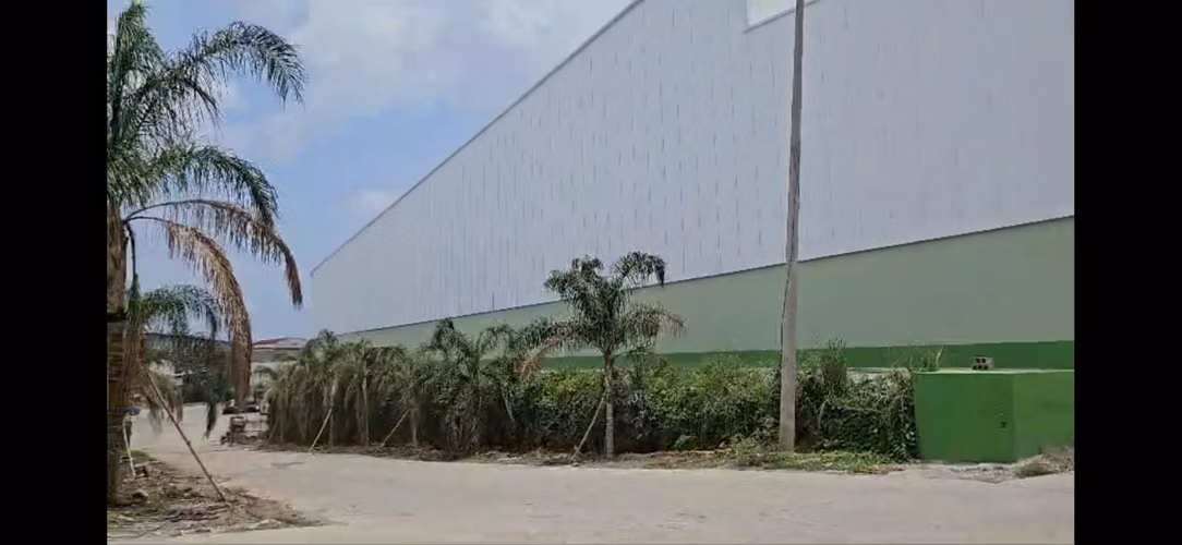 Bodega para alquiler en Mananitas 2345 Metros
