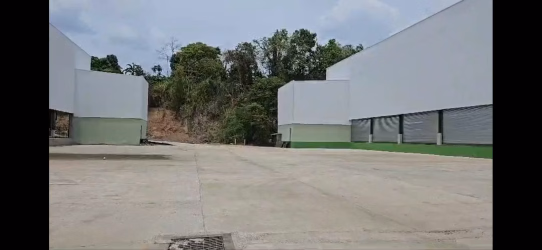 Bodega para alquiler en Mananitas 2345 Metros