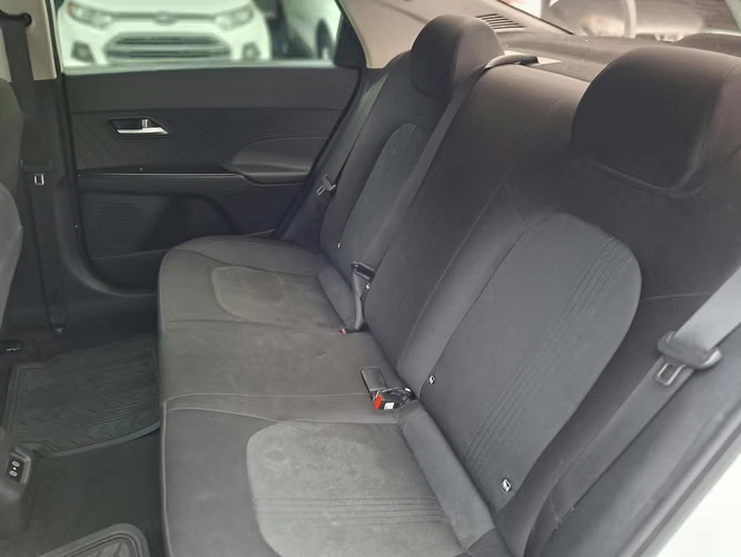 HYUNDAI ACCENT 2025 - Imagen 9