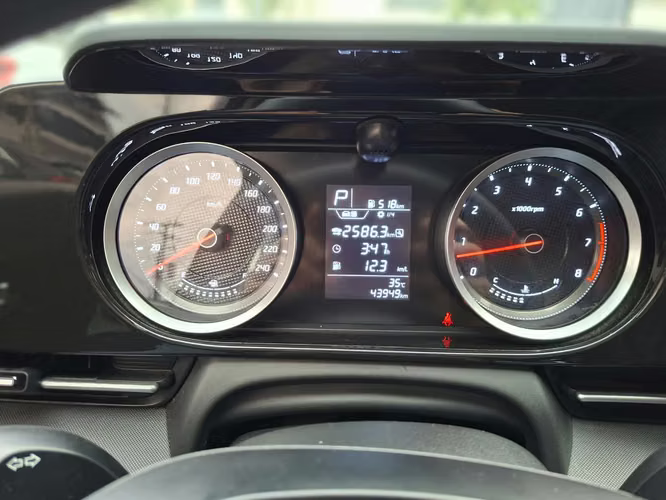 HYUNDAI ACCENT 2025 - Imagen 10