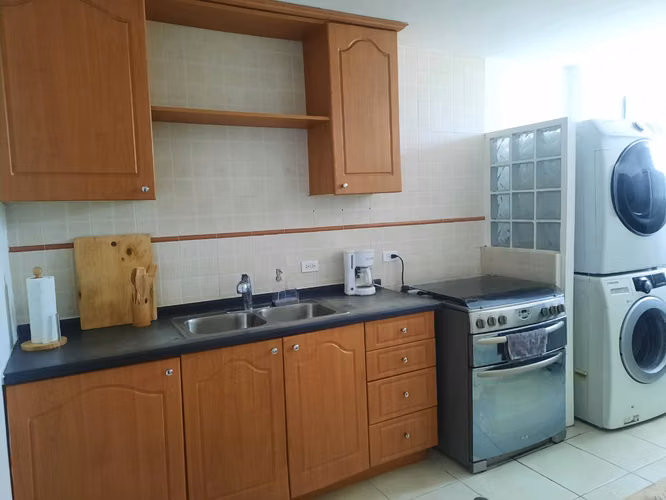 AMPLIO Y HERMOSO PENTHOUSE PISO 24