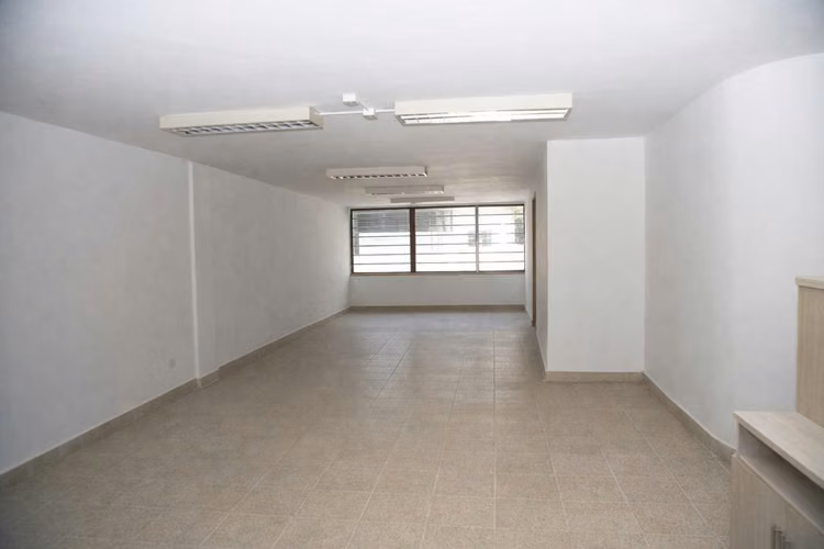 Venta de Casa en La Alameda de 4 Niveles - Imagen 10