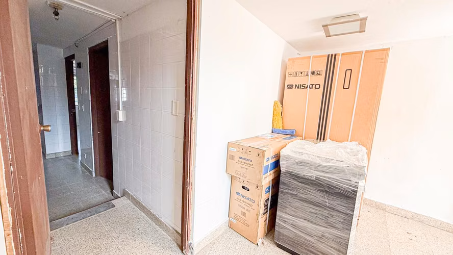 Venta de Casa en La Alameda de 4 Niveles - Imagen 3