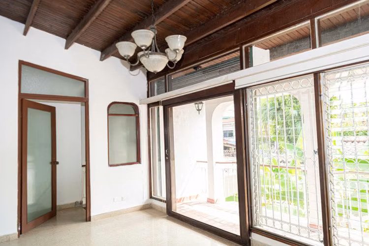 Venta de Casa en La Alameda de 4 Niveles - Imagen 19
