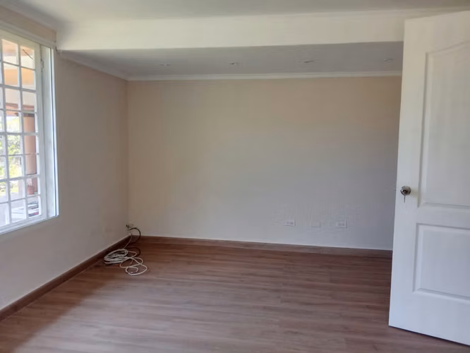 Espectacular casa de 1 nivel en Llanos de Curundú | 650 m² de lote | US$460,000 Negociable. - Imagen 4