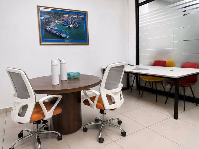 OFICINA LISTA PARA TRABAJAR – PLAZA EDISON | CORPORATE CENTER 75mts y 145 mts2.