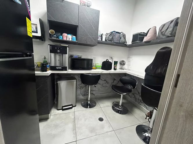 OFICINA LISTA PARA TRABAJAR – PLAZA EDISON | CORPORATE CENTER 75mts y 145 mts2.