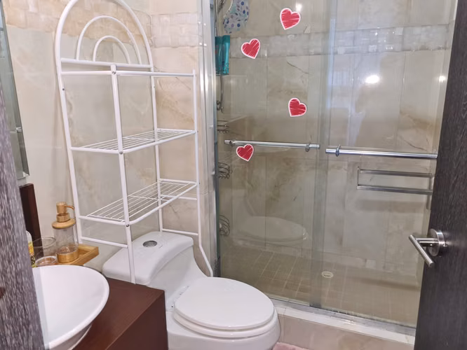 Vendo Apartamento Amoblado en Venta – PH Villa del Mar, Avenida Balboa | Vista a la ciudad - Imagen 2
