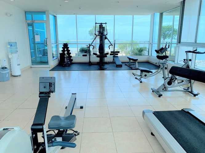 Vendo Apartamento Amoblado en Venta – PH Villa del Mar, Avenida Balboa | Vista a la ciudad - Imagen 15