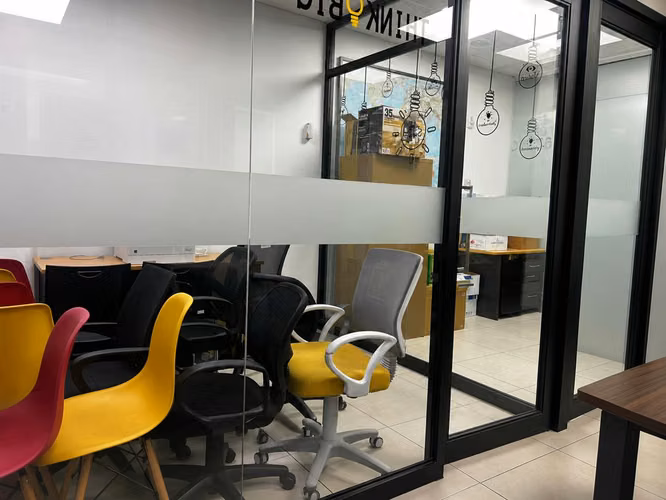 LLEVA TU EMPRESA A UN ESPACIO LISTO PARA TRABAJAR  145mts y 75 mts2.