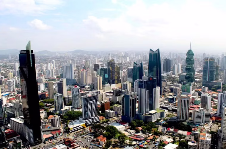 LUJO, MAR Y CIUDAD | EXCLUSIVO APARTAMENTO EN AVENIDA BALBOA - Imagen 15