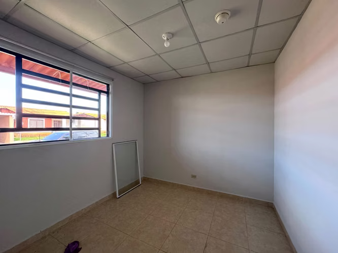 ALQUILO CASA ARBOLEDAS LOS CASTAÑOS LA CHORRERA - Imagen 14