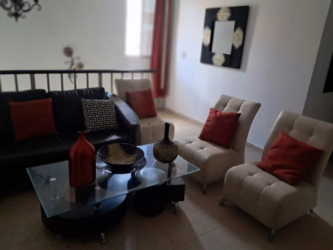 Venta de Casa en Altos del Country Por Debajo de Avalúo
