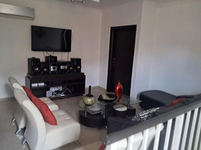Venta de Casa en Altos del Country Por Debajo de Avalúo