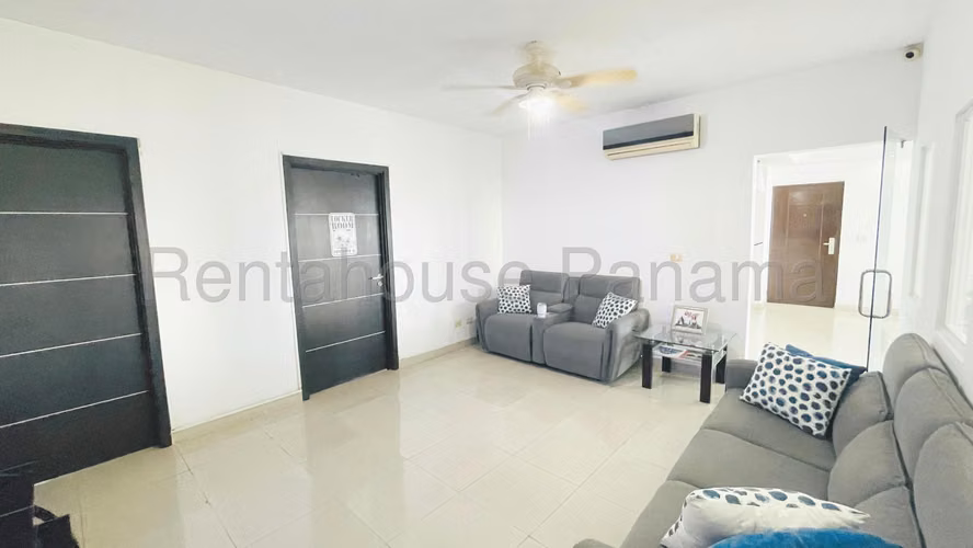 Vendo Apartamento de 207 m² en PH Harmony, San Francisco 27-750GG