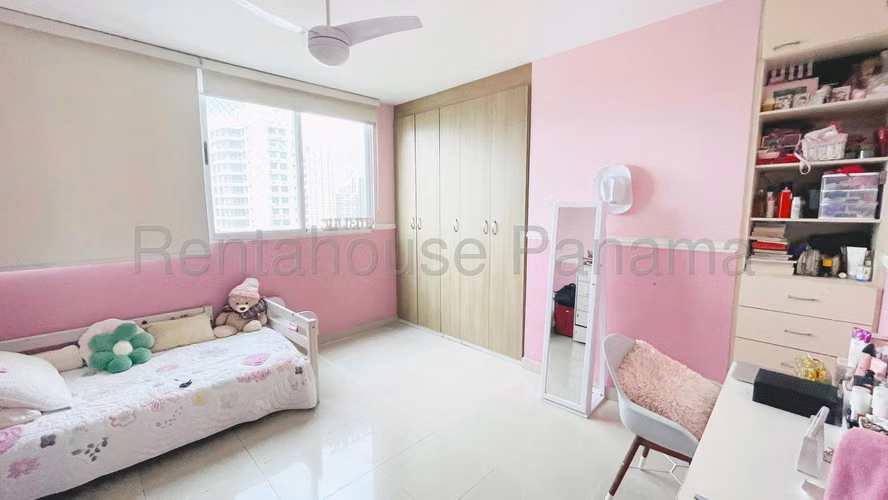 Vendo Apartamento de 207 m² en PH Harmony, San Francisco 27-750GG