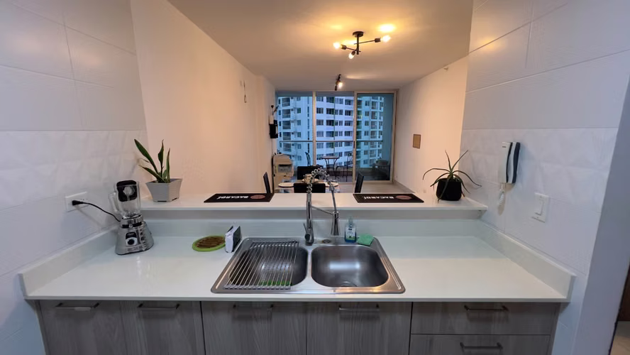 HABITACIÓN EN ALQUILER CON BAÑO PRIVADO, A/C Y AMENIDADES – EXCELENTE UBICACIÓN - PH Vivendi Green