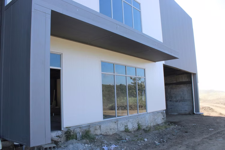 PREMISES FOR SALE IN MILLA 8 - INDUSTRIAL PARK