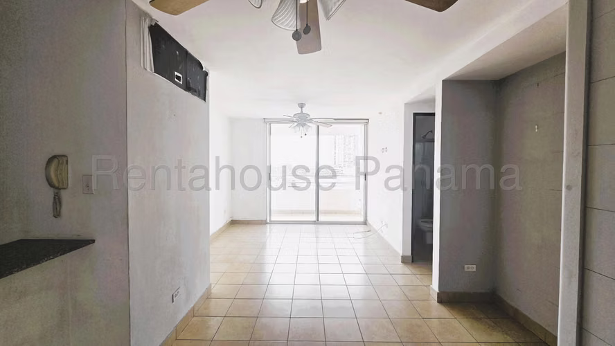 Apartamento en Venta en Parque Lefevre 27EPP1657 - Imagen 2